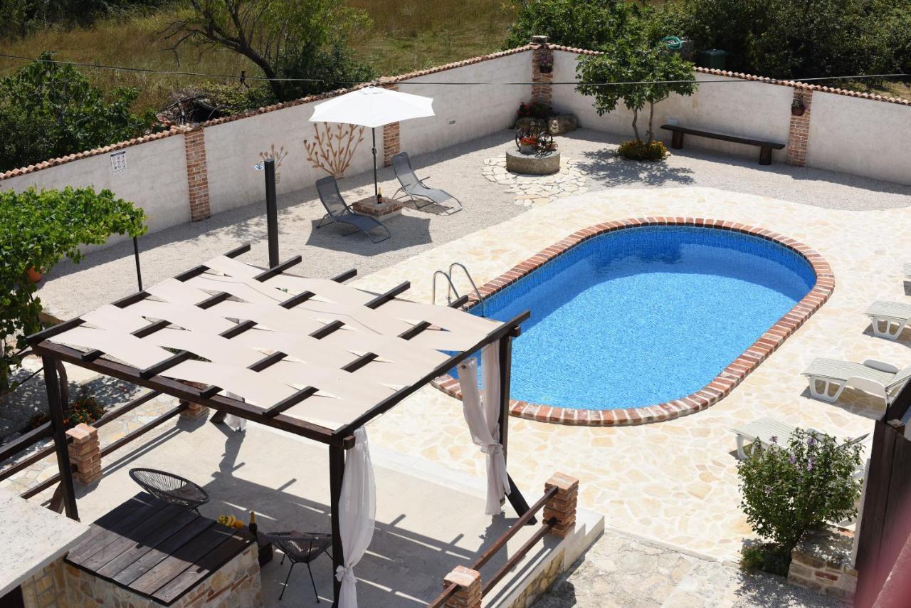 House & Apartment Palaca Donji Zemunik Exteriér fotografie