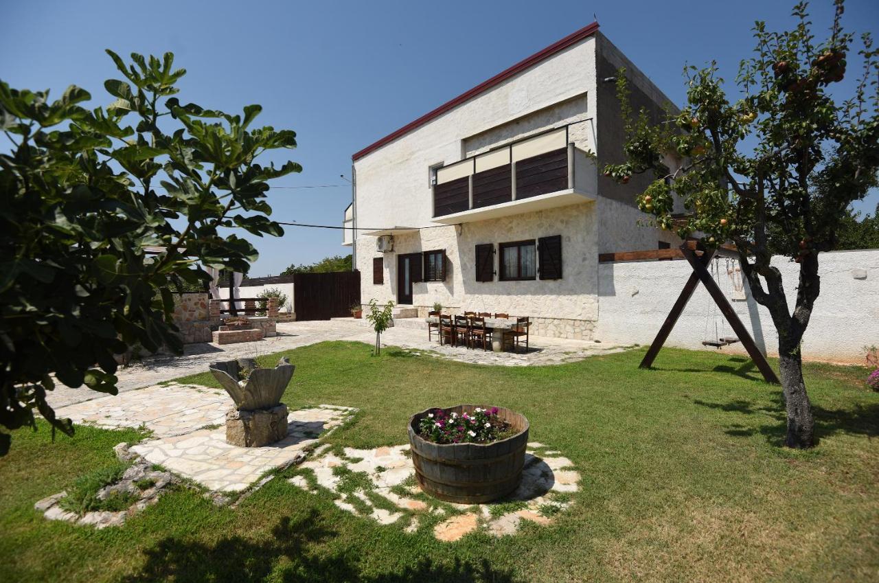 House & Apartment Palaca Donji Zemunik Exteriér fotografie