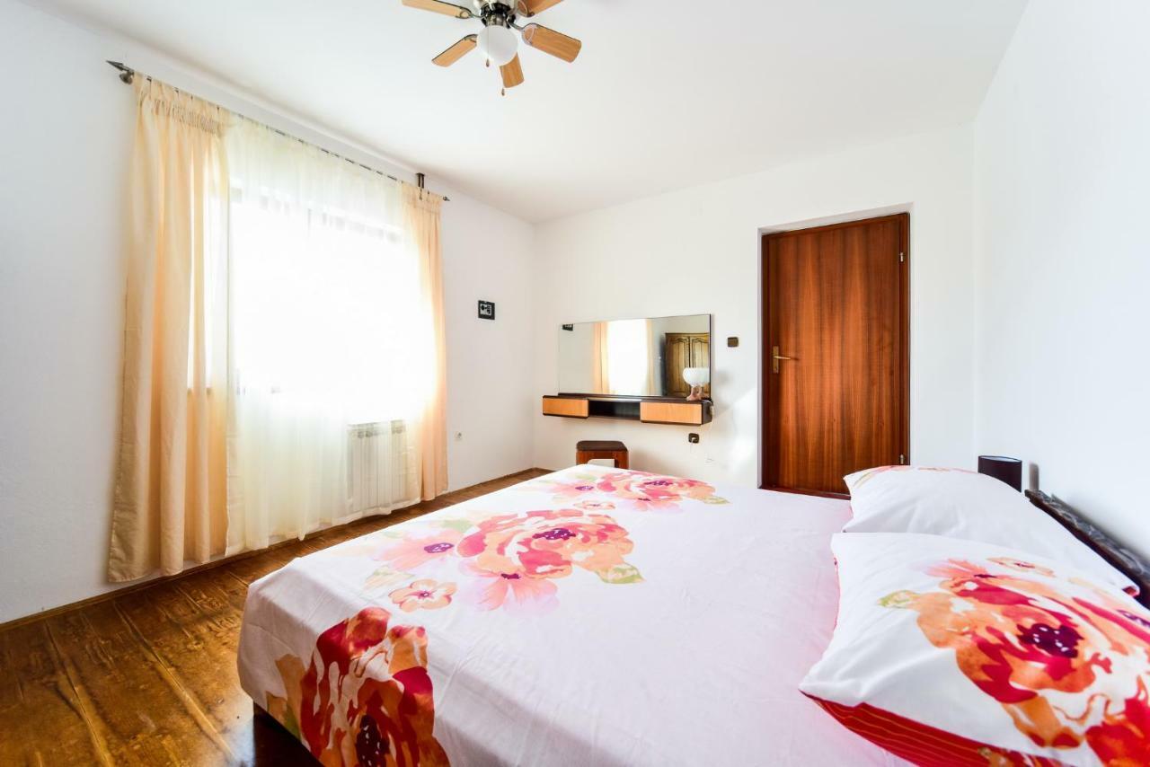 House & Apartment Palaca Donji Zemunik Exteriér fotografie